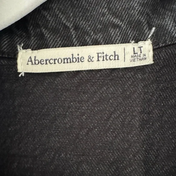 Abercrombie Women’s Short-Sleeve Denim Shirt Dress - Picture 3 of 3